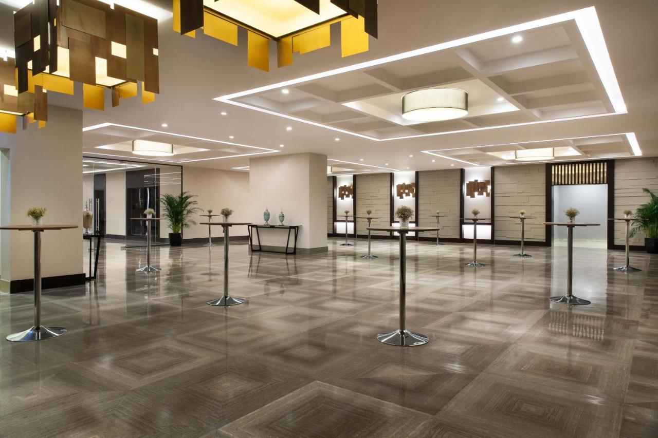 Sheraton Istanbul City Center Istambul Exterior foto